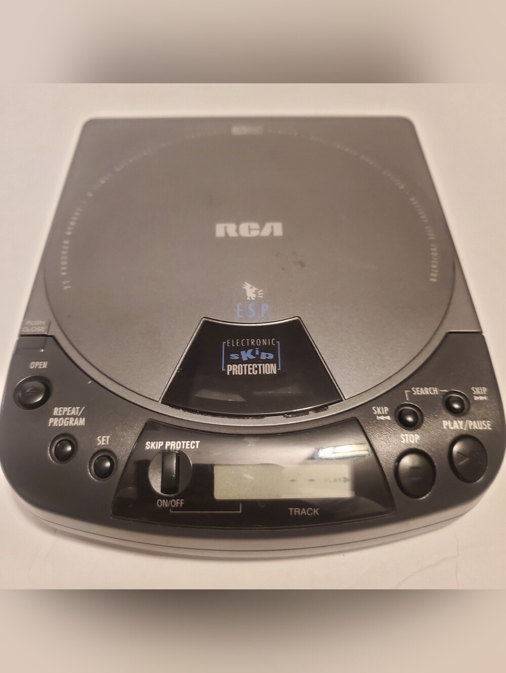 RCA RP-7906B Portable CD Player Gray Electronic Skip Protection Bass Boost CD